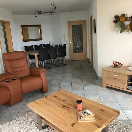 In Neuastenberg Mit Grosser Terrasse Apartament Winterberg